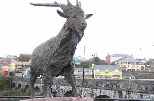 Puck Fair, la festa del caprone a Killorgilin