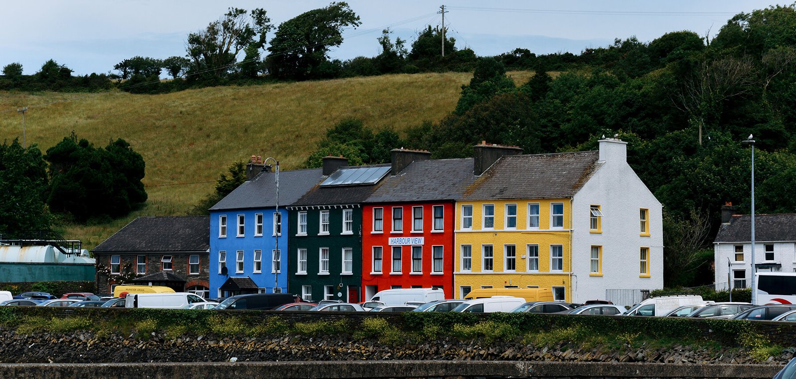 La costa del Cork, da Kinsale a Bantry — villaggi di pescatori e baie tranquille fuori dai circuiti più battuti
