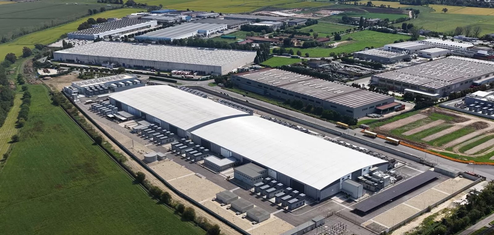 Server di un data center, simbolo del boom tecnologico irlandese